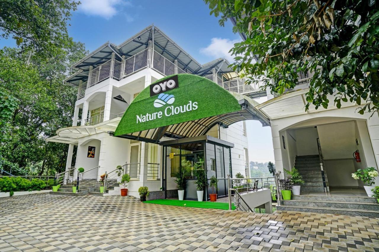 Hotel Oyo Flagship 81260 Star Lights Munnar Exterior foto
