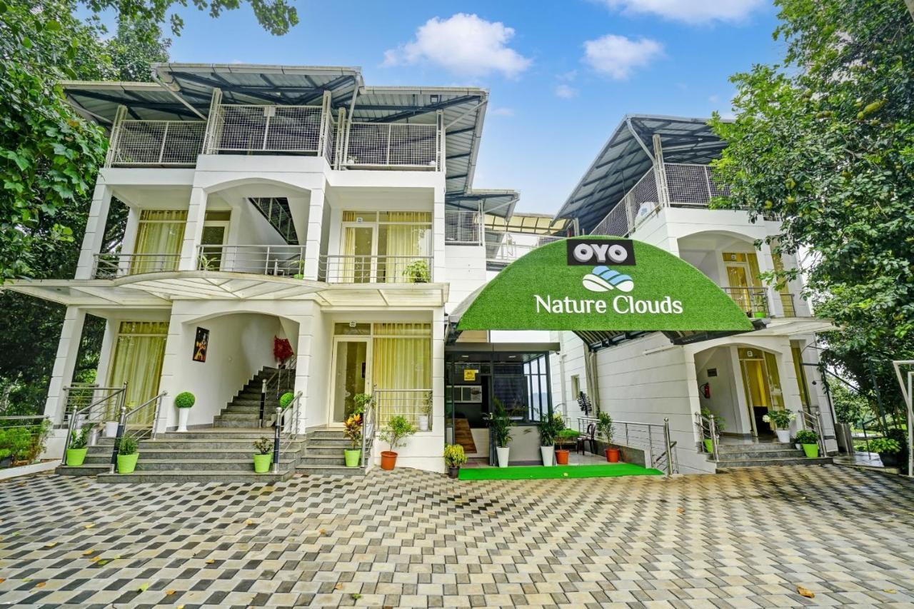Hotel Oyo Flagship 81260 Star Lights Munnar Exterior foto
